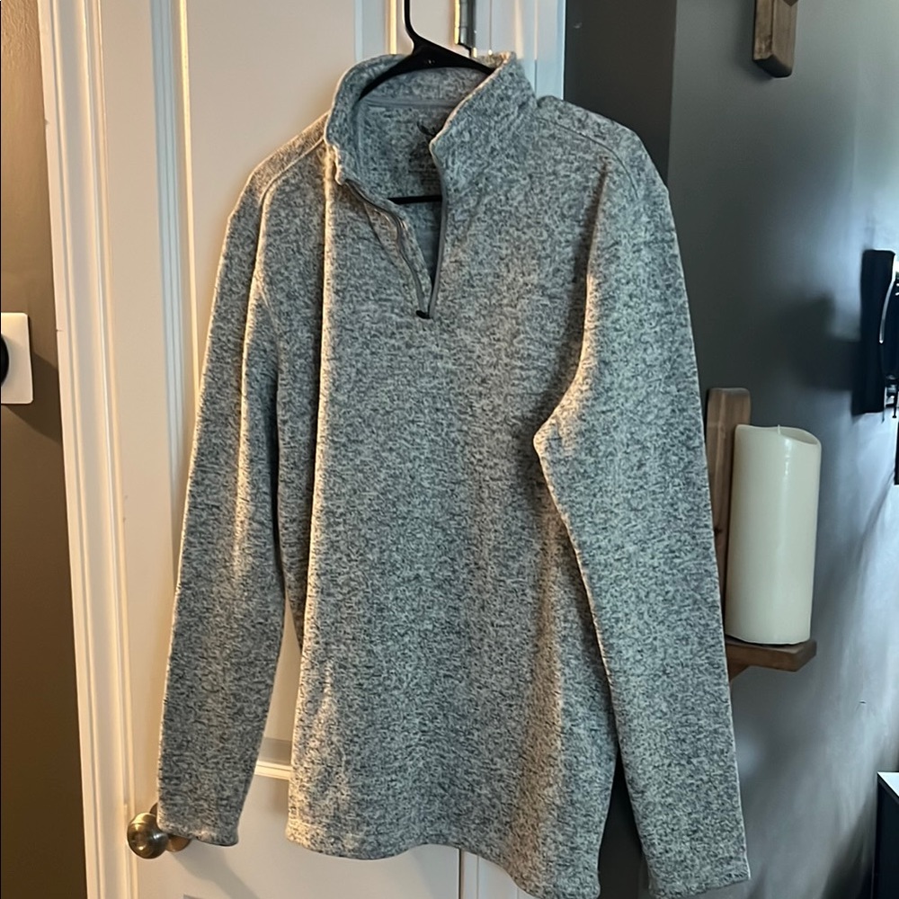 Gray Men's zip up fleece pullover size medium